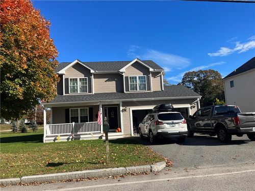 26 Potowomut Rd, East Greenwich, RI, 02818-4532 | Card Image