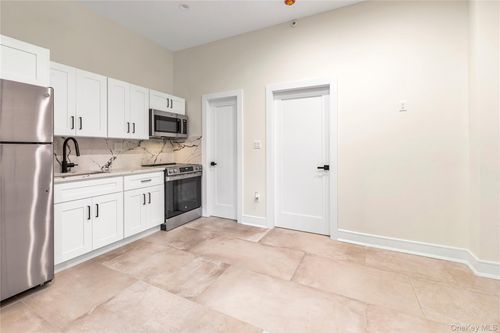 1527 149th St, Whitestone, NY, 11357-2550 | Card Image