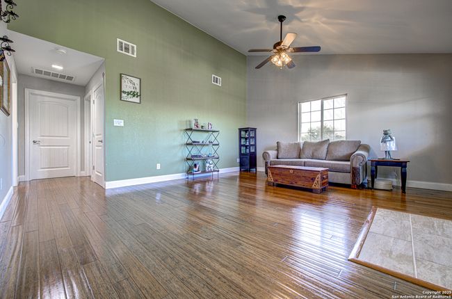 6015 Cornwall Dr, House other with 5 bedrooms, 4 bathrooms and null parking in Spring Branch TX | Image 37