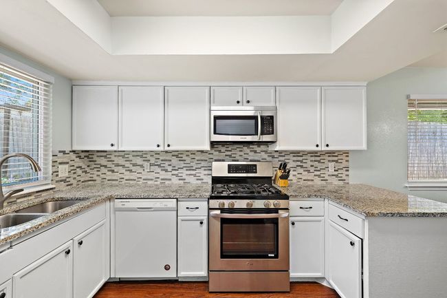 1408 Brighton Ln, House other with 4 bedrooms, 2 bathrooms and 4 parking in Austin TX | Image 8