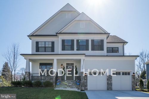 7717 Fisher Dr, FALLS CHURCH, VA, 22043-1233 | Card Image