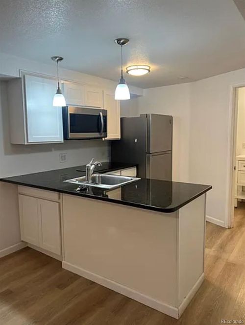 1030a-2201 S High St, Denver, CO, 80210-4624 | Card Image