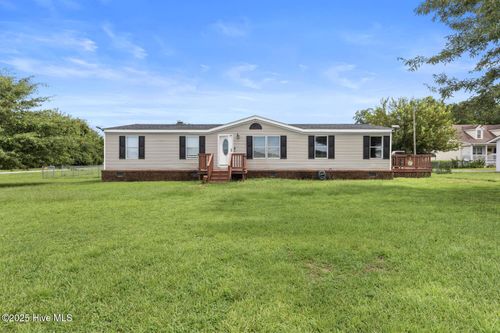 272 Gregory Fork Rd, Richlands, NC, 28574-7200 | Card Image