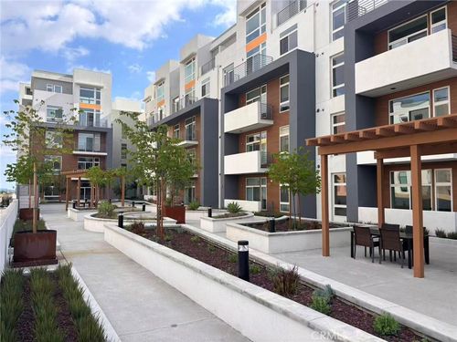 407-168 S Monterey St, Alhambra, CA, 91801-7915 | Card Image