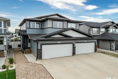 3518 Green Turtle Rd, Regina, SK, S4V3N8 | Card Image