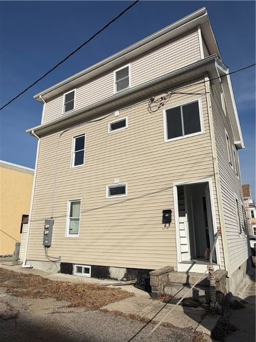 1-24 De Soto Street, Providence, RI, 02909 | Card Image