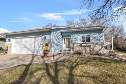509 20th Avenue, Onalaska, WI, 54650 | Card Image