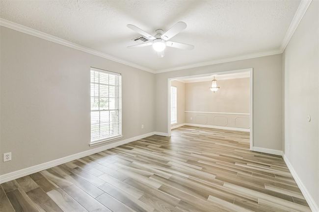 28902 Twisted Oak Dr, House other with 5 bedrooms, 3 bathrooms and 2 parking in Shenandoah TX | Image 16
