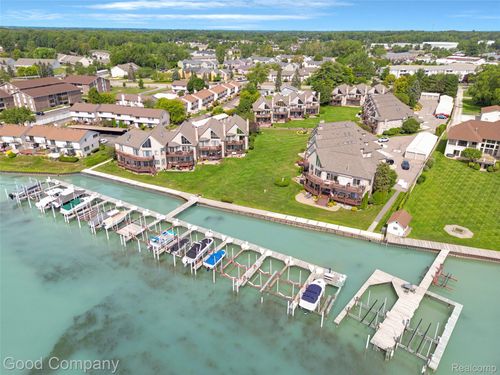 50684 Harbour View Dr N, New Baltimore, MI, 48047-4344 | Card Image