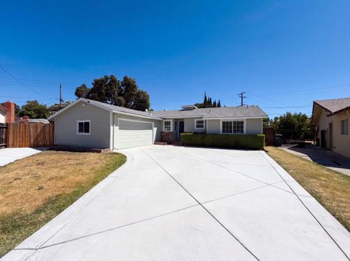 9232 Don Boriga Way, Stockton, CA, 95210-1105 | Card Image