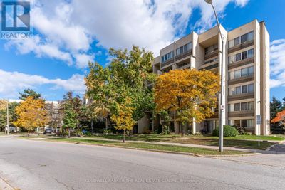 125 - 1300 Marlborough Crt, Condo with 4 bedrooms, 2 bathrooms and 1 parking in Oakville ON | Image 1