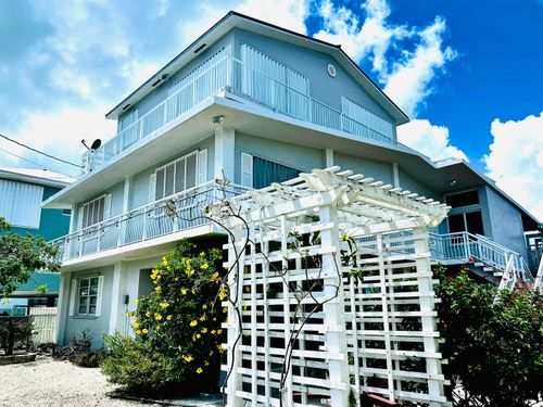 131 Marina Ave, Key Largo, FL, 33037-4311 | Card Image