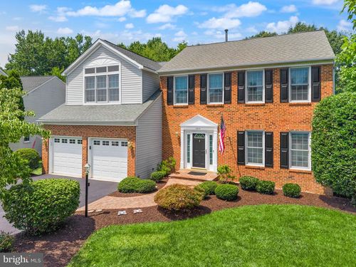 13111 Blue Willow Pl, CLIFTON, VA, 20124-0936 | Card Image