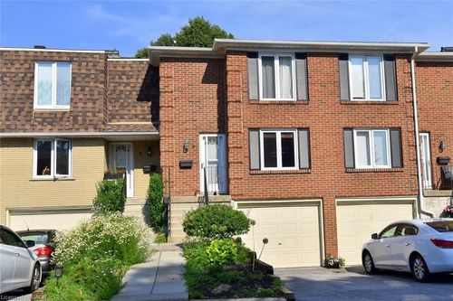 4-299 Limeridge Rd W, Hamilton, ON, L9C2V4 | Card Image