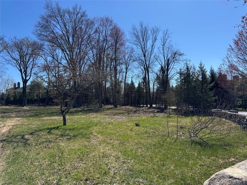 5 Stone Bridge Rd, Purchase, NY, 10577-1621 | Card Image
