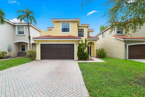 3943 Crescent Creek Dr, Coconut Creek, FL, 33073-3123 | Card Image