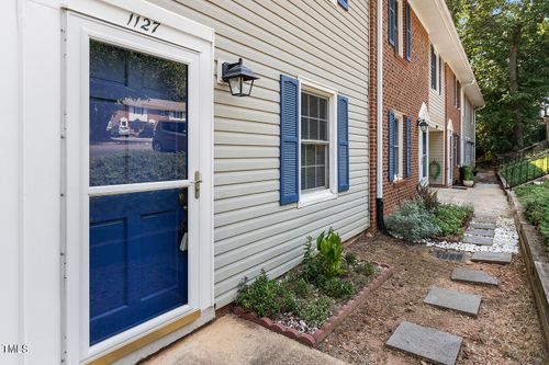 1127 Nottingham Circle, Cary, NC, 27511 | Card Image