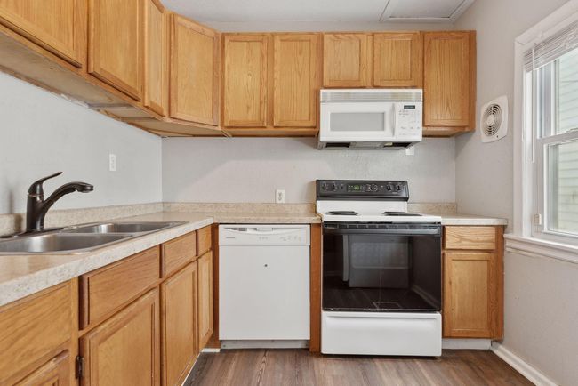 Main Level Kitchen | Image 12