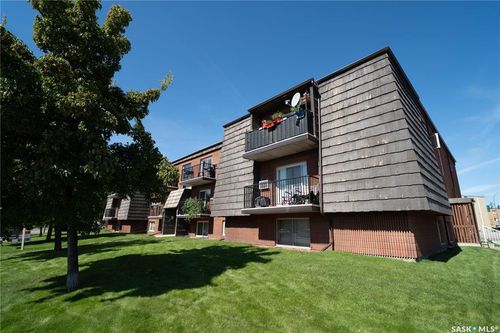 38-20 Assiniboine Dr, Saskatoon, SK, S7K1H2 | Card Image