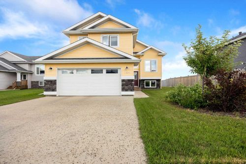 204 Beaveridge Close, Fort Mcmurray, AB, T9H2V7 | Card Image