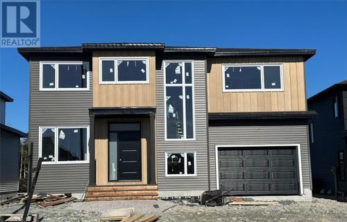 9 Dyer Pl, Saint John's, NL, A1A0S2 | Card Image