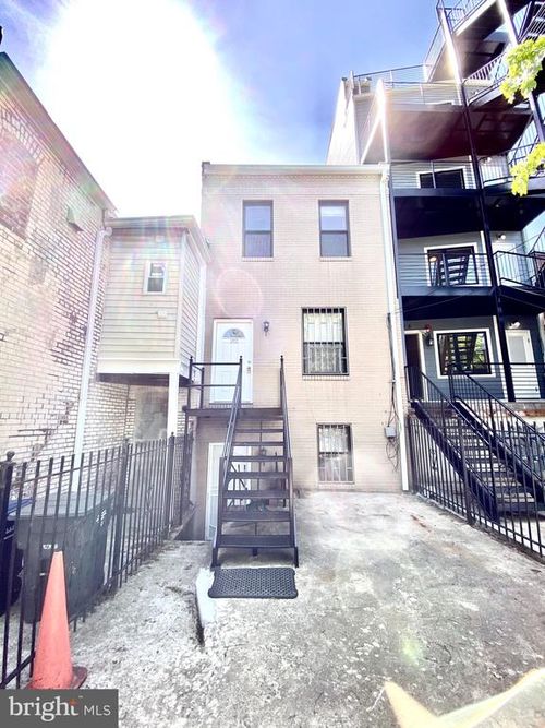 apt-3-1702 Lincoln Rd Ne, WASHINGTON, DC, 20002-2482 | Card Image