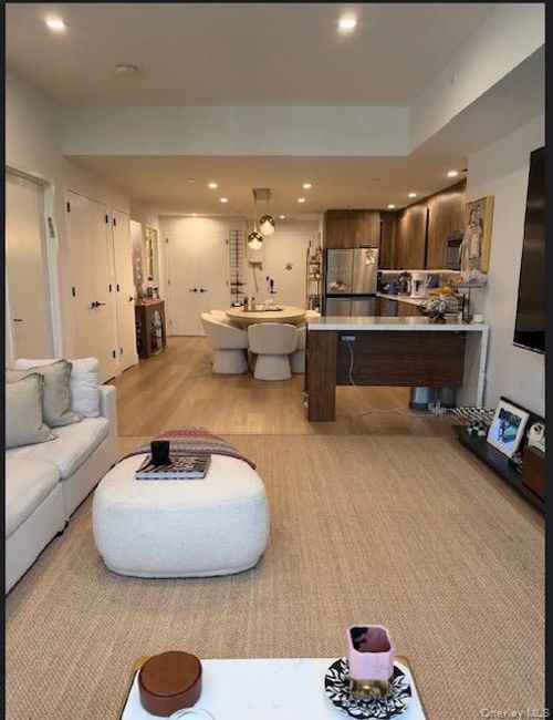 3g-108 Middle Neck Road, North Hempstead, NY, 11021 | Card Image