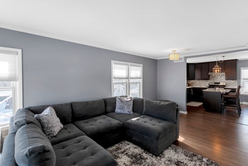 33616 N Oakland Dr, Gages Lake, IL, 60030-2823 | Card Image