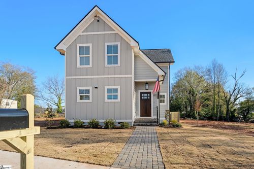 107 Potomac Ave, Greenville, SC, 29605-2119 | Card Image