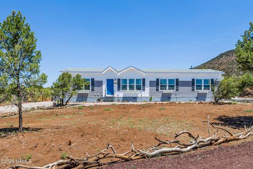 2789 E Calico Ave, Williams, AZ, 86046-8820 | Card Image