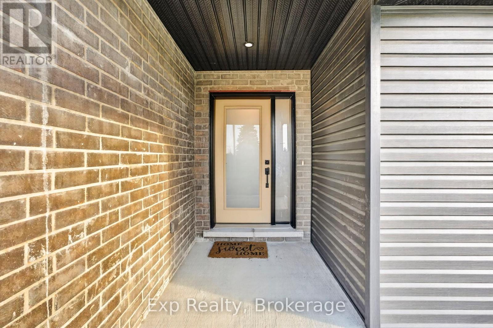 Residential in Prince Edward County (Ameliasburg Ward) 5