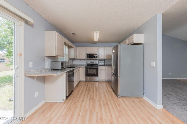 6723 Newbury Way, House other with 3 bedrooms, 2 bathrooms and 2 parking in Wilmington NC | Image 13