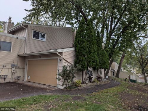 1517 N Innsbruck Dr, Fridley, MN, 55432-6007 | Card Image