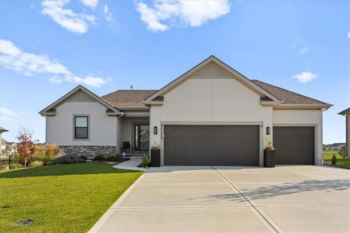 21115 W 186th Terrace, Spring Hill, KS, 66083 | Card Image