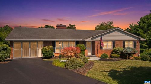 1393 Pleasant View St, Staunton, VA, 24401 | Card Image