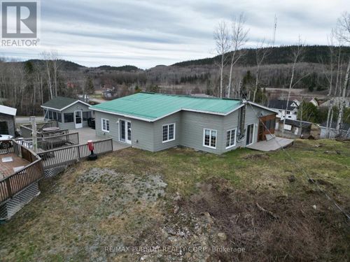 8 Townsley Avenue, Timiskaming (TIM - Outside - Rural), ON, P0K1X0 | Card Image