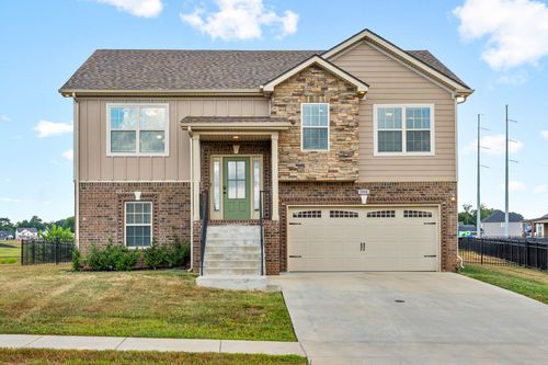 504 Castle Pinckney Ln, Clarksville, TN, 37042-8859 | Card Image