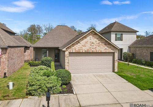 7907 Valencia Ct, Baton Rouge, LA, 70820-6524 | Card Image
