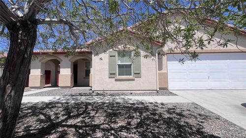 16572 Don Quijote, Victorville, CA, 92395 | Card Image