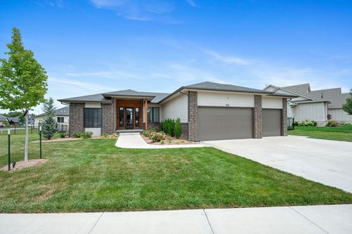 1100 Summerchase St, Derby, KS, 67037-3864 | Card Image