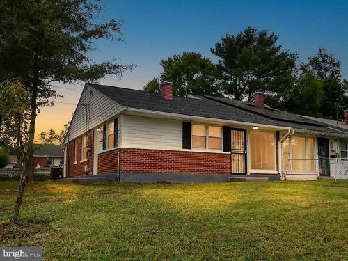 1907 Bender Ct, LANDOVER, MD, 20785-4127 | Card Image