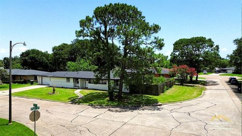 2630 34th St, Port Arthur, TX, 77640-2770 | Card Image