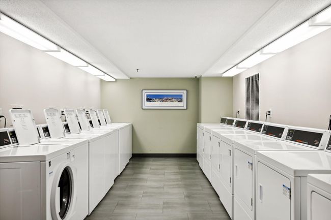 UNIT-1002 - 78 10 Th St E, Condo with 2 bedrooms, 1 bathrooms and null parking in Saint Paul MN | Image 40