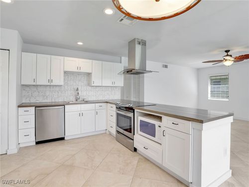 apt-52-1400 Pompei Ln, NAPLES, FL, 34103-1916 | Card Image