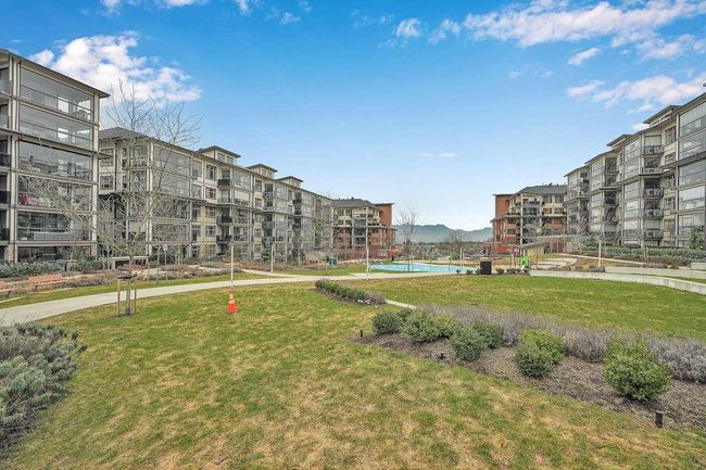 202 - 20325 85 Avenue, Condo with 3 bedrooms, 2 bathrooms and 2 parking in Langley BC | Image 2