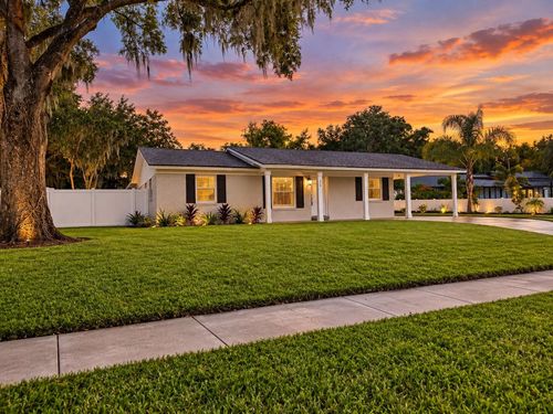 24 W Garden Ave, WINTER GARDEN, FL, 34787-2318 | Card Image