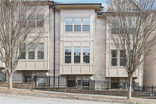 565 Broadview Pl Ne, Atlanta, GA, 30324-3653 | Card Image