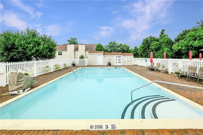 38 Pleasant Ridge Rd, Townhouse with 3 bedrooms, 3 bathrooms and 1 parking in Valhalla NY | Image 29