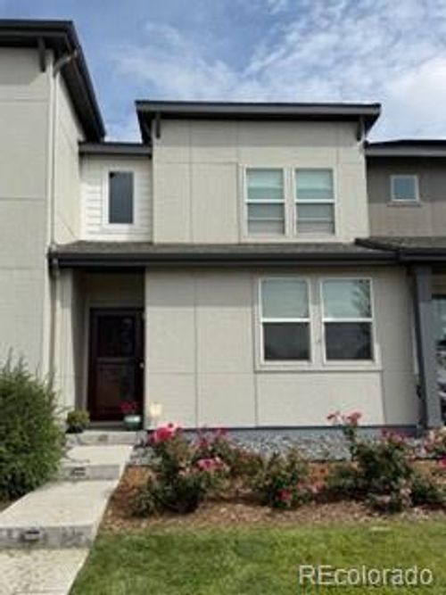 16025 E Elk Pl, Denver, CO, 80239-5400 | Card Image