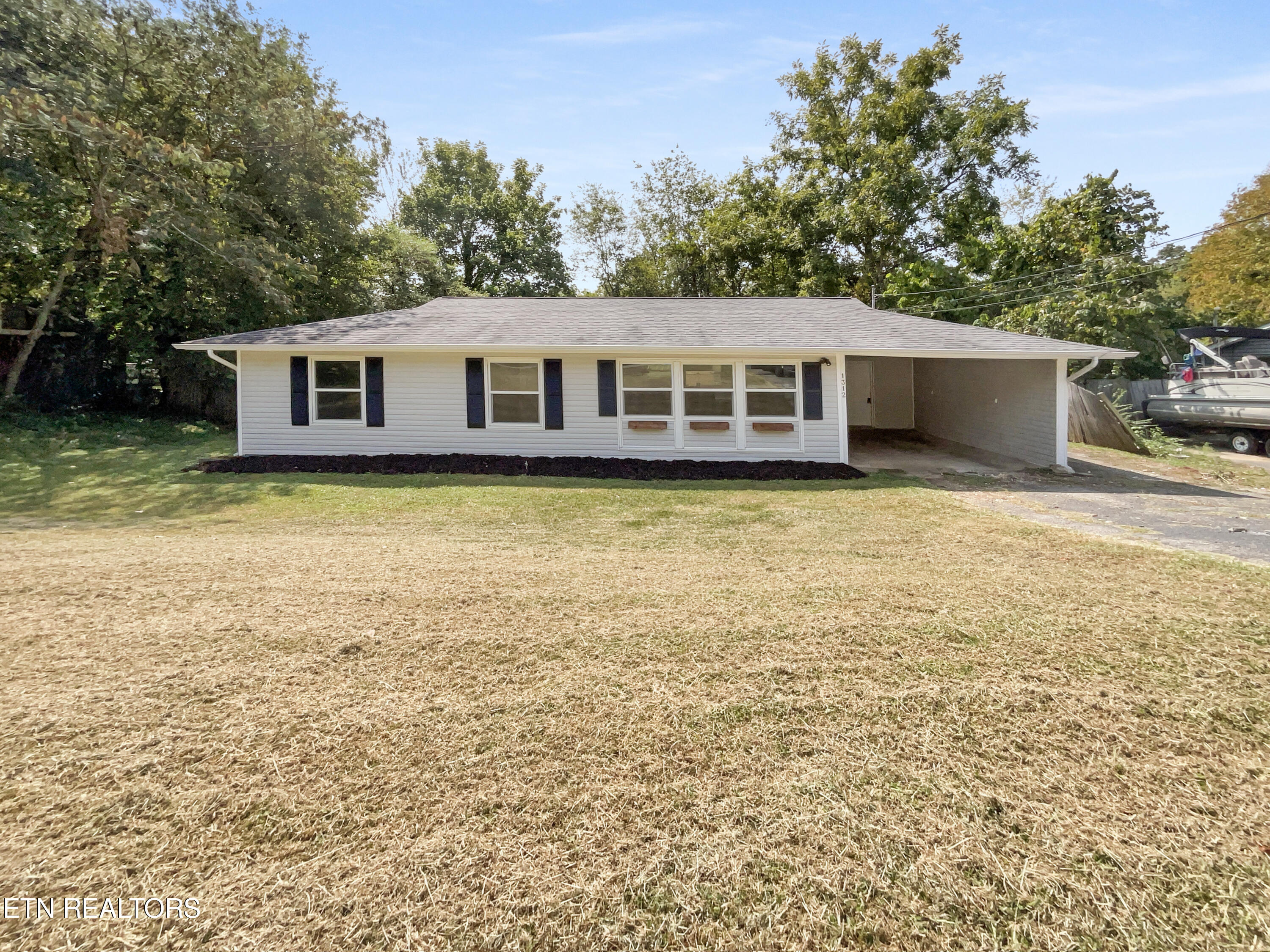 Timbergrove Dr, Knoxville, TN 37919